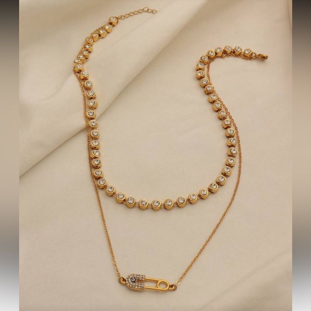 Diamond evil eye necklace Q828